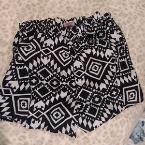 Black and White Geometric Women's Shorts